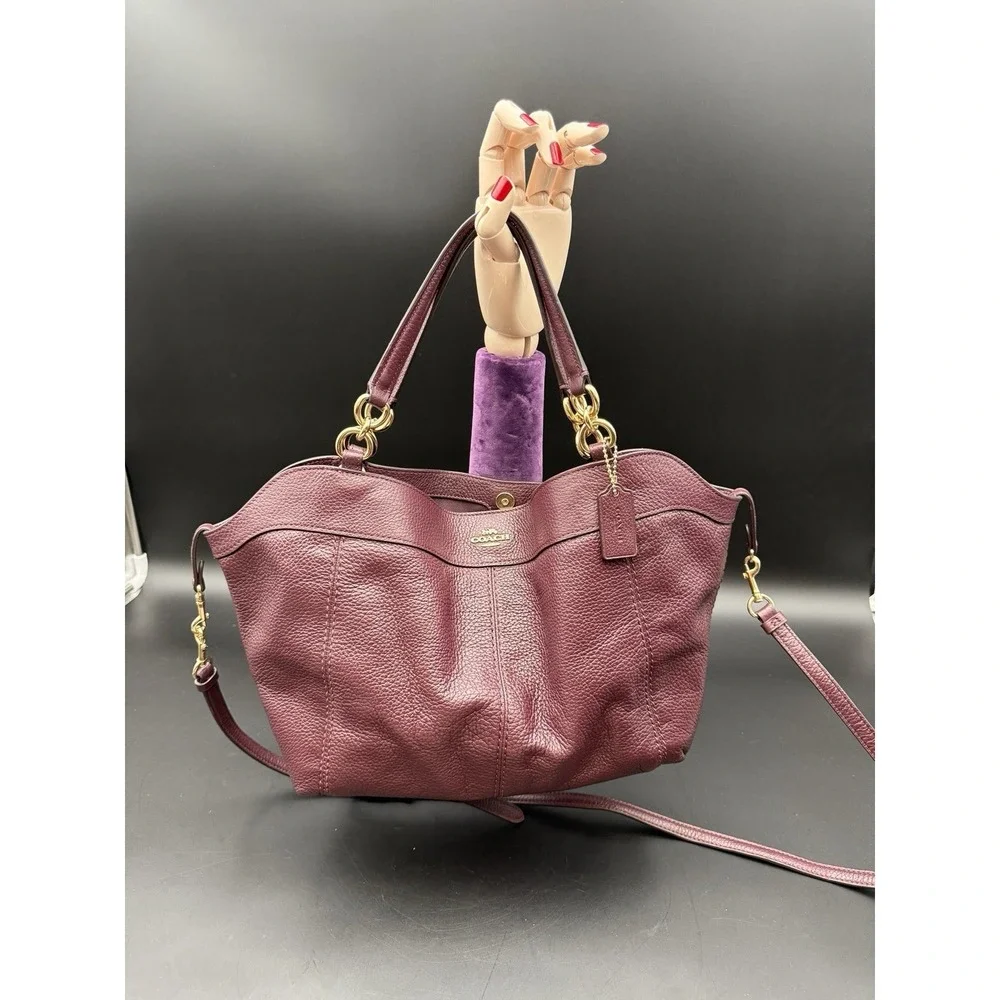 Coach LEXY Pebbled Leather Handbag/Shoulder Bag Pink Zip Snap‎ Closure